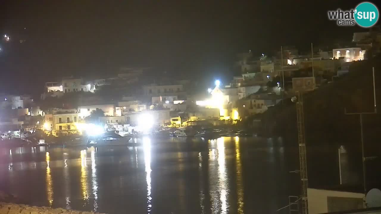 Otok Ponza web kamera Luka