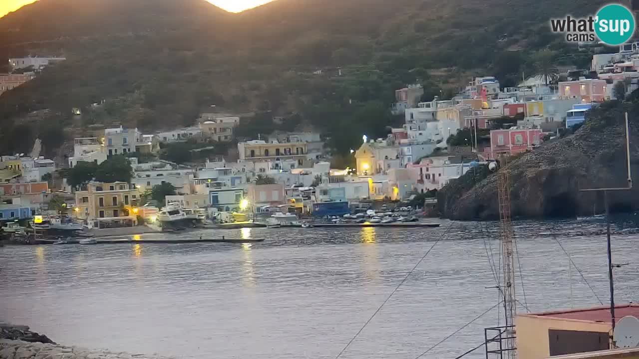 Island of Ponza – the port webcam live