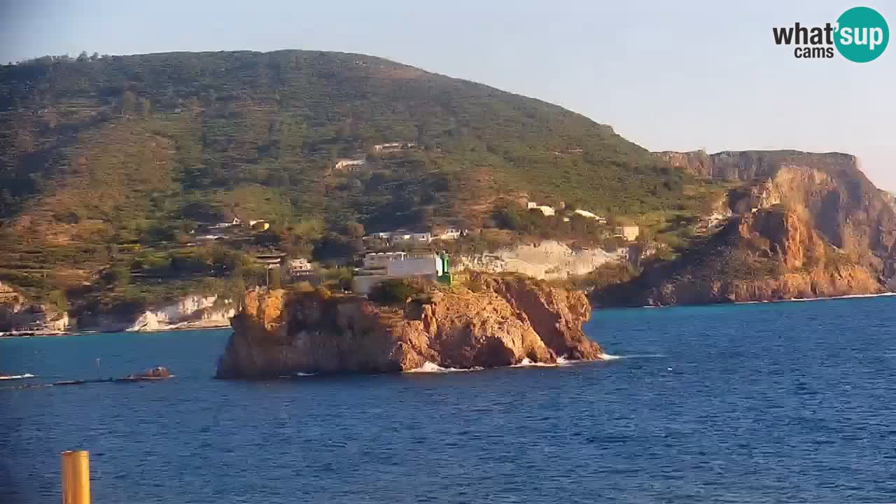 Otok Ponza web kamera Luka
