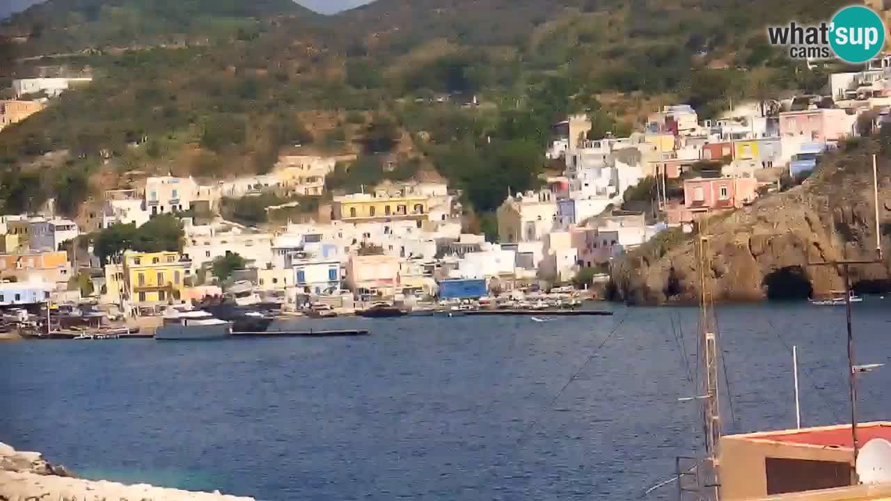Otok Ponza web kamera Luka