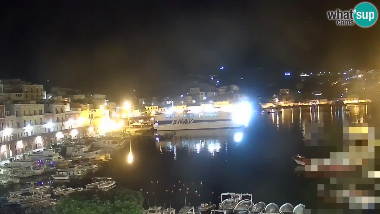 Otok Ponza web kamera Luka