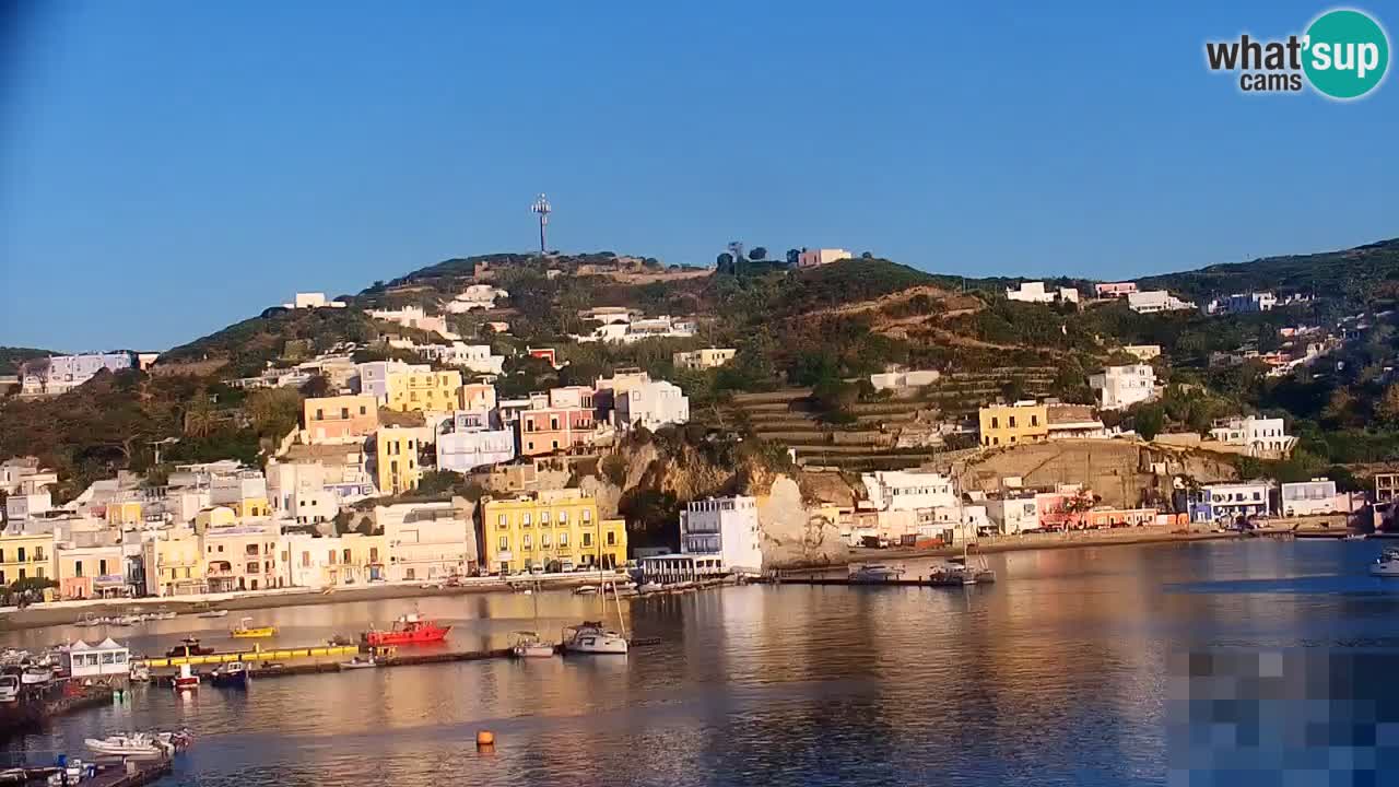 Otok Ponza web kamera Luka