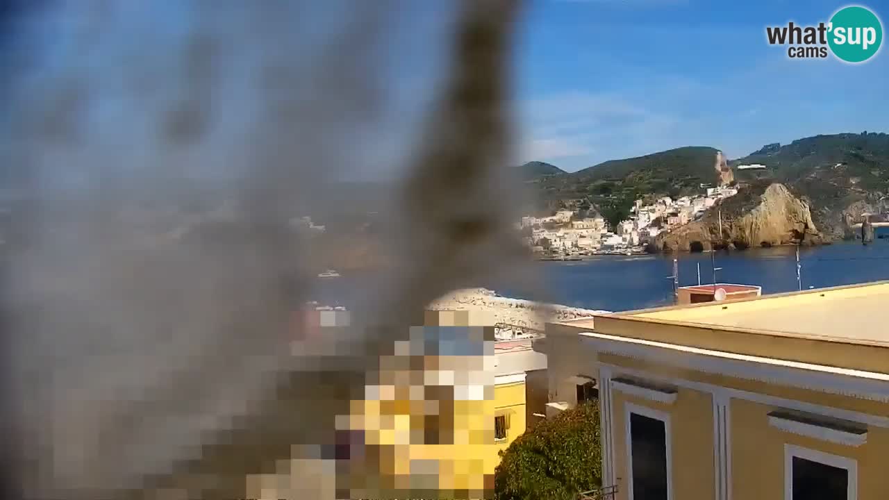 Otok Ponza web kamera Luka