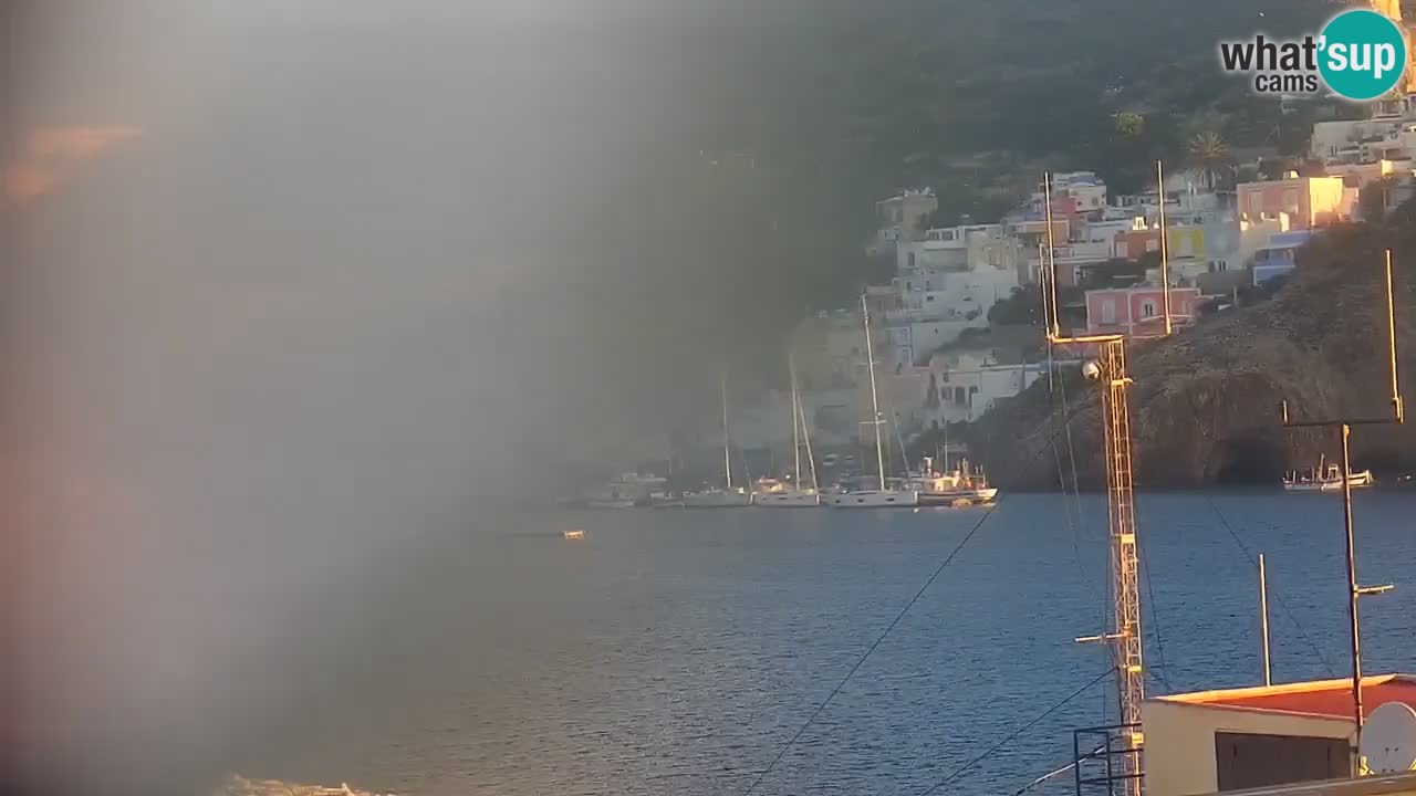 Otok Ponza web kamera Luka