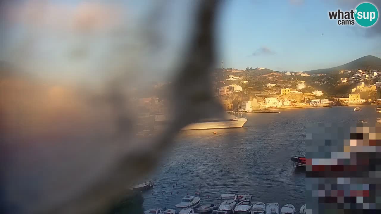 Isla de Ponza – puerto