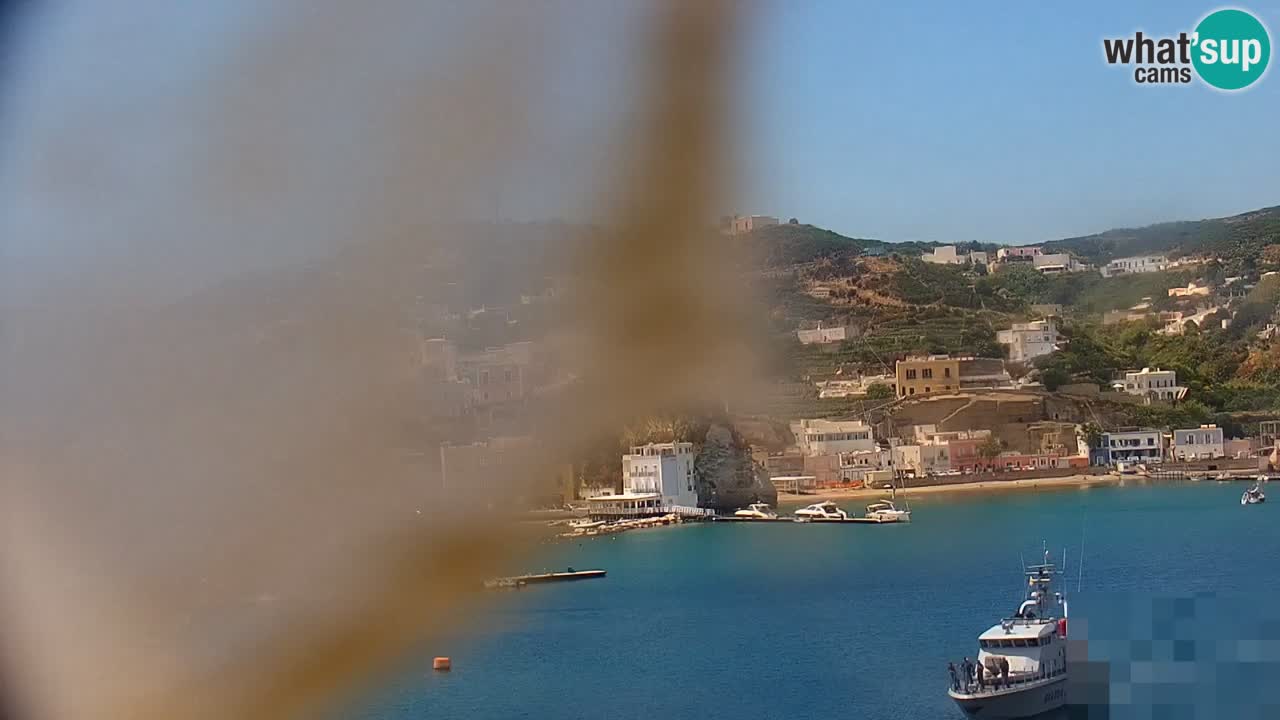 Otok Ponza web kamera Luka