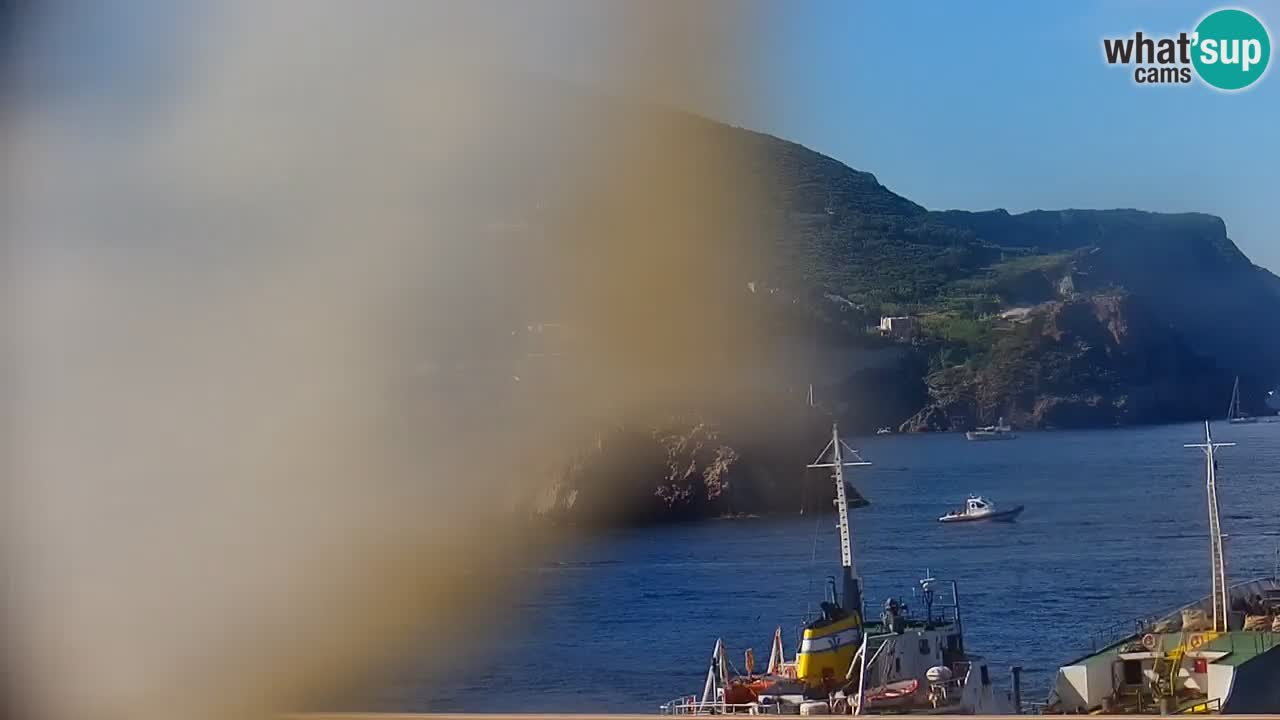 Island of Ponza livecam – the port webcam live