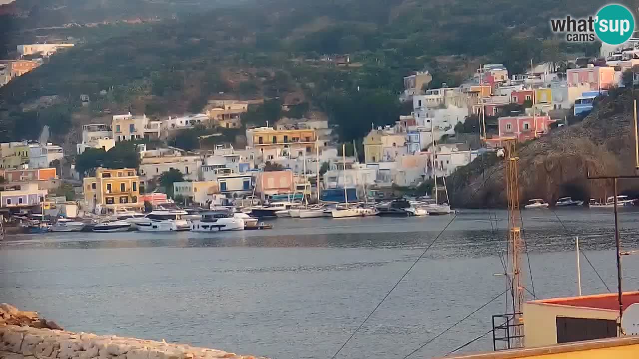 Otok Ponza kamera Pogled na pristanišče