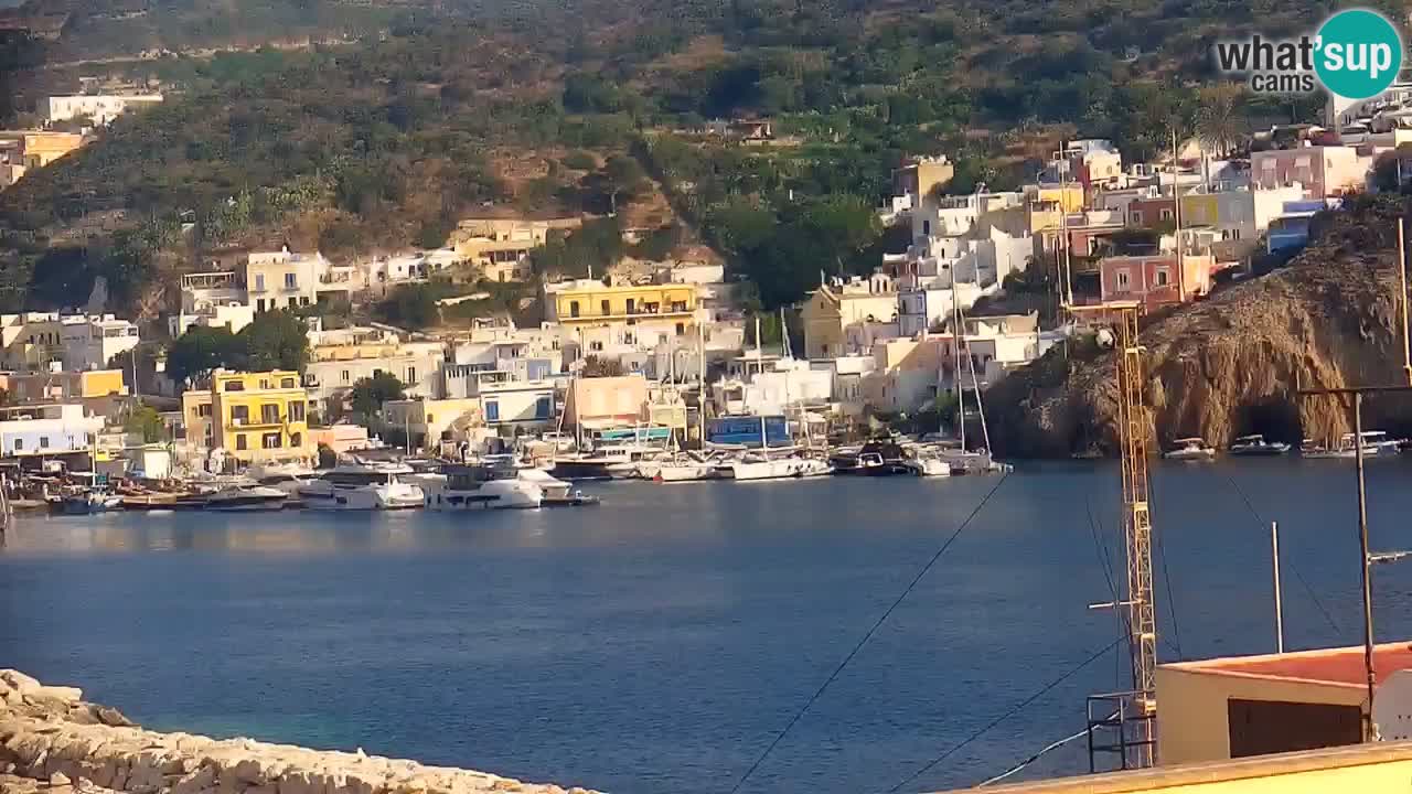 Otok Ponza kamera Pogled na pristanišče