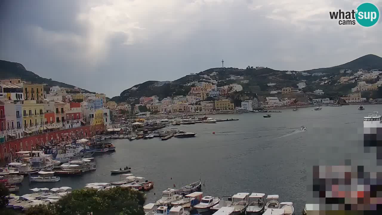 Otok Ponza web kamera Luka
