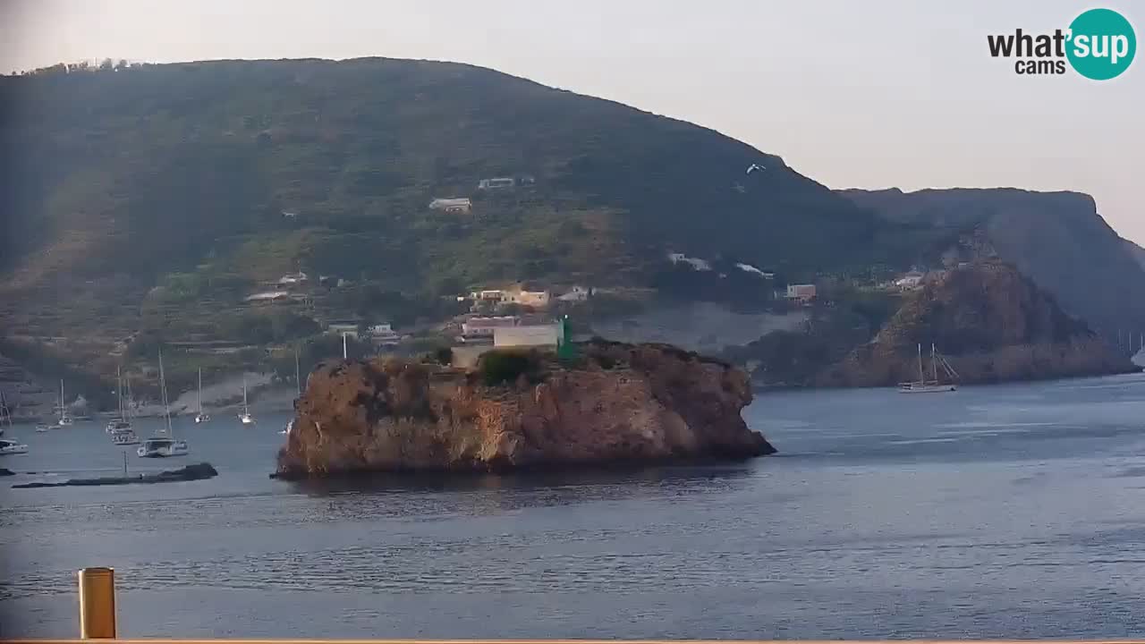 Otok Ponza kamera Pogled na pristanišče