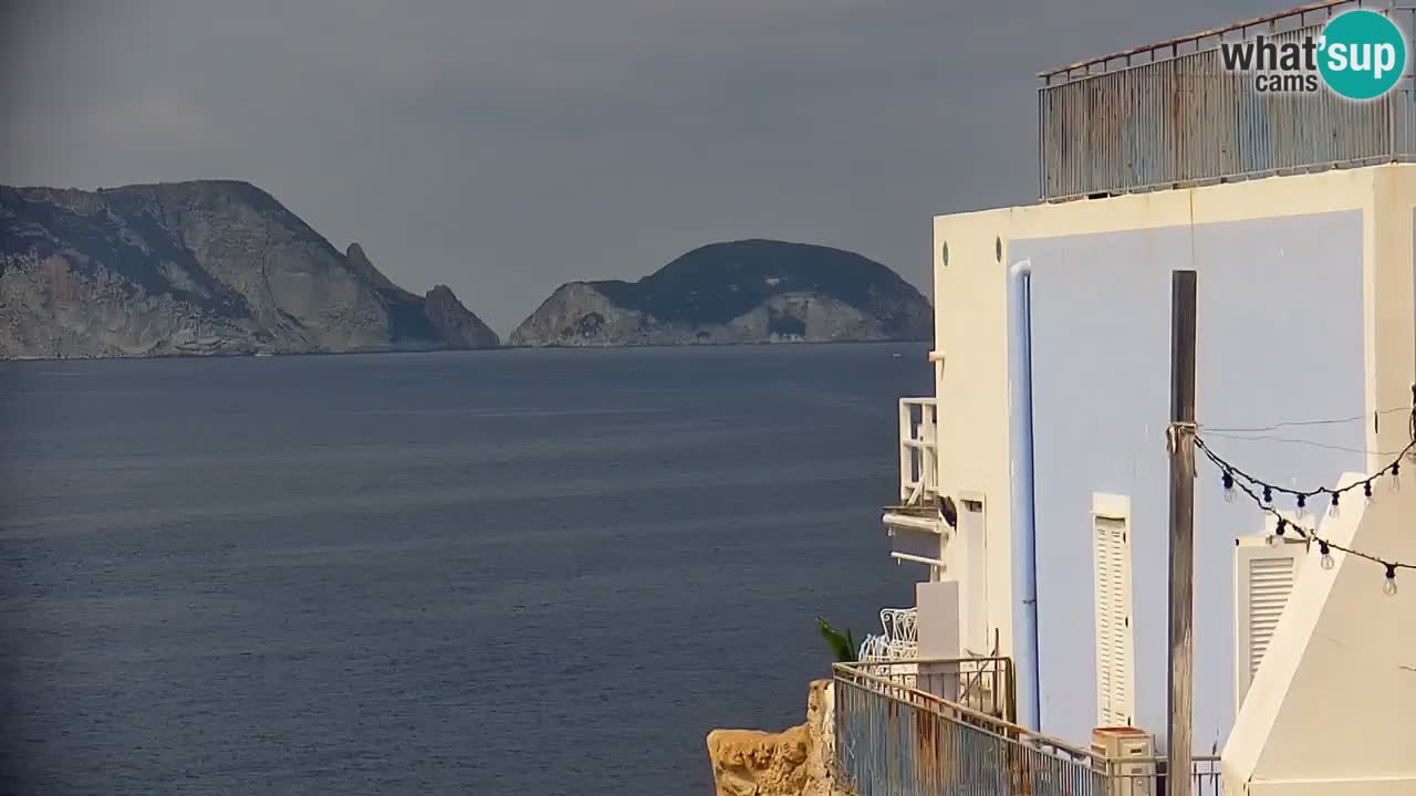 Otok Ponza web kamera Luka