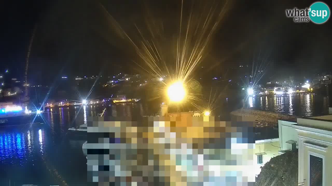 Otok Ponza web kamera Luka