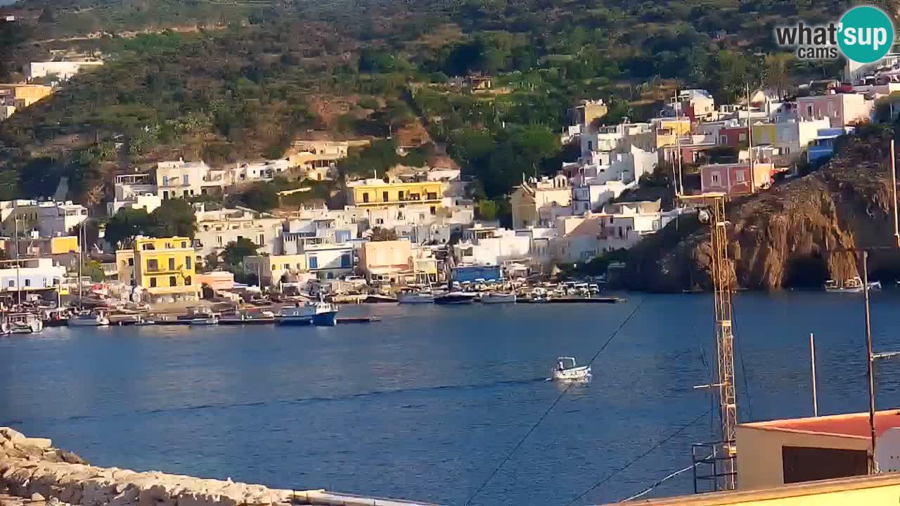 Isla de Ponza – puerto