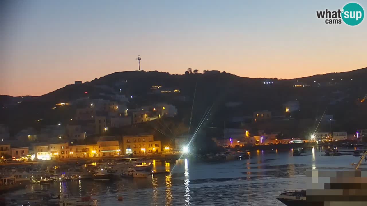 Island of Ponza livecam – the port webcam live