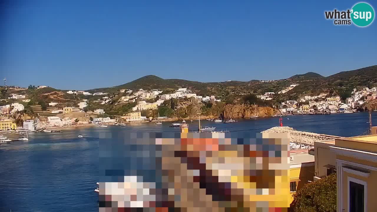 Island of Ponza livecam – the port webcam live