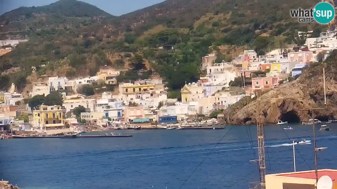 Island of Ponza livecam – the port webcam live