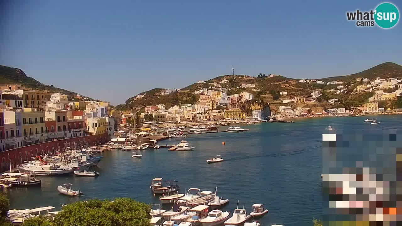 Island of Ponza livecam – the port webcam live