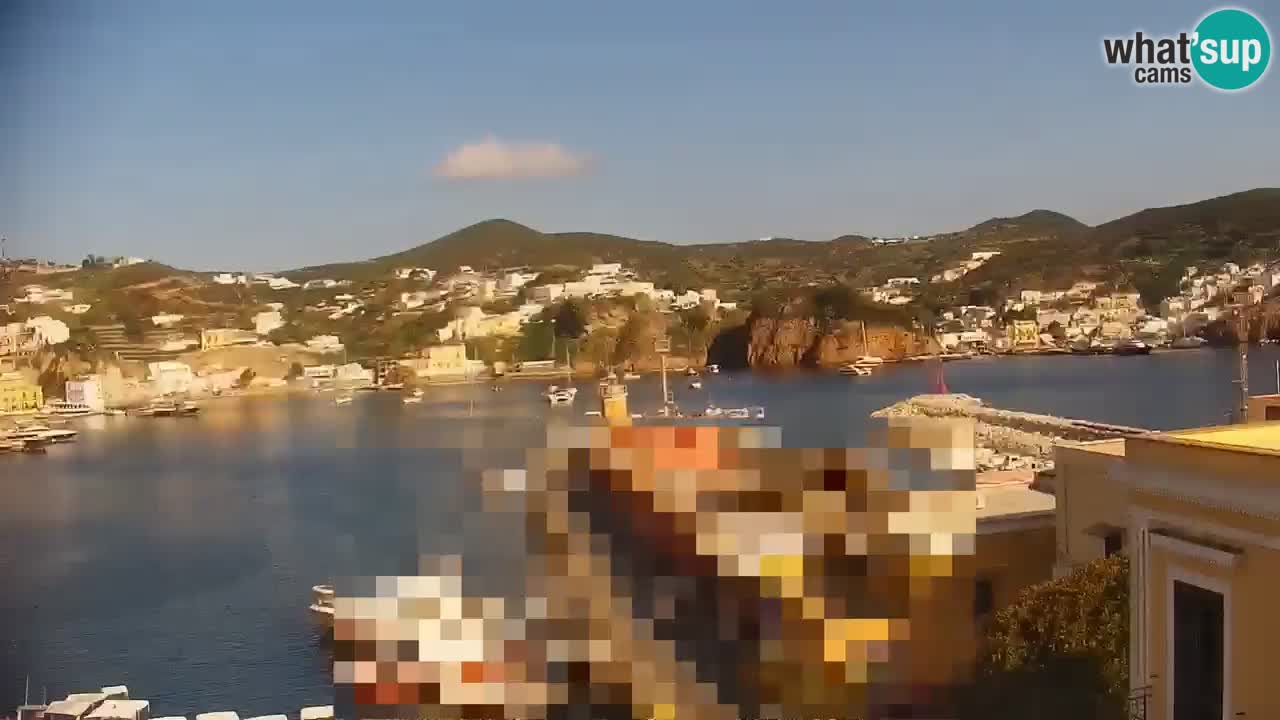 Otok Ponza web kamera Luka