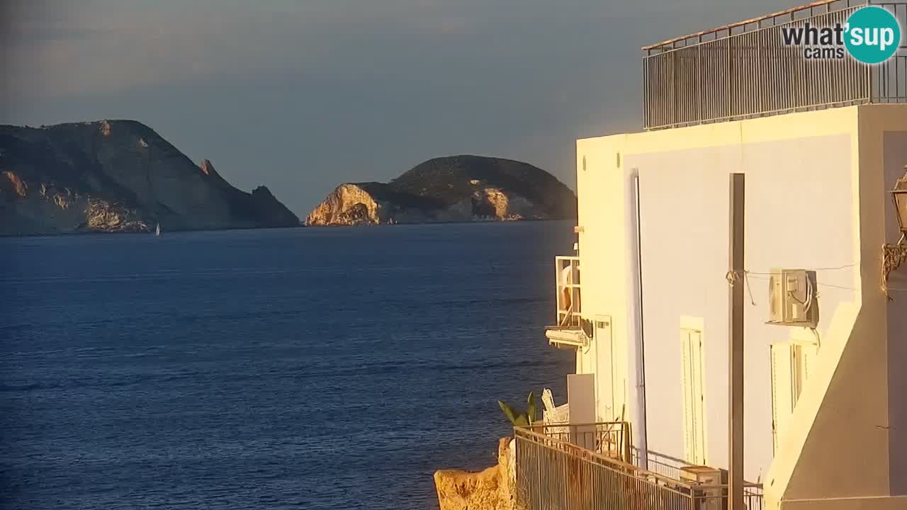 Otok Ponza kamera Pogled na pristanišče