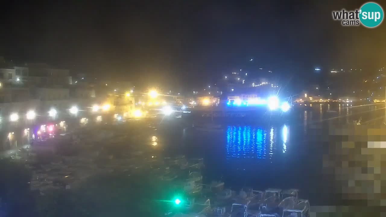 Otok Ponza web kamera Luka