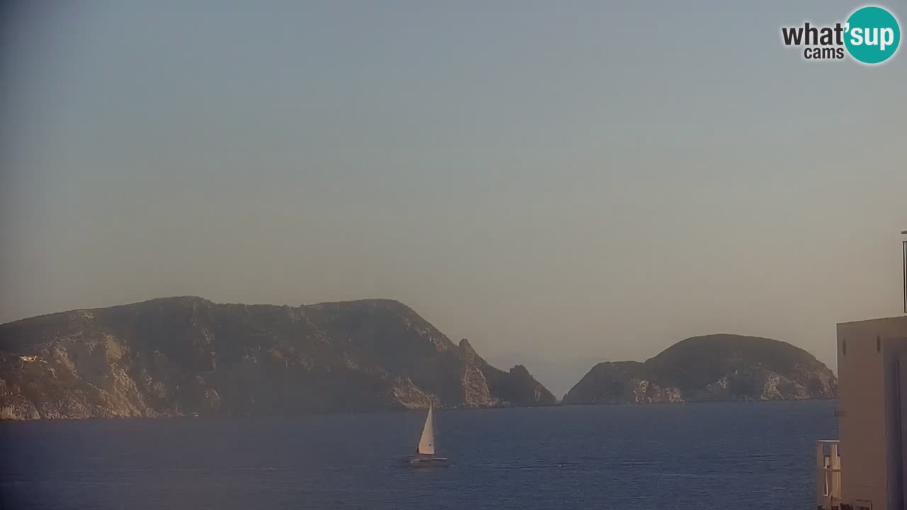 Island of Ponza livecam – the port webcam live