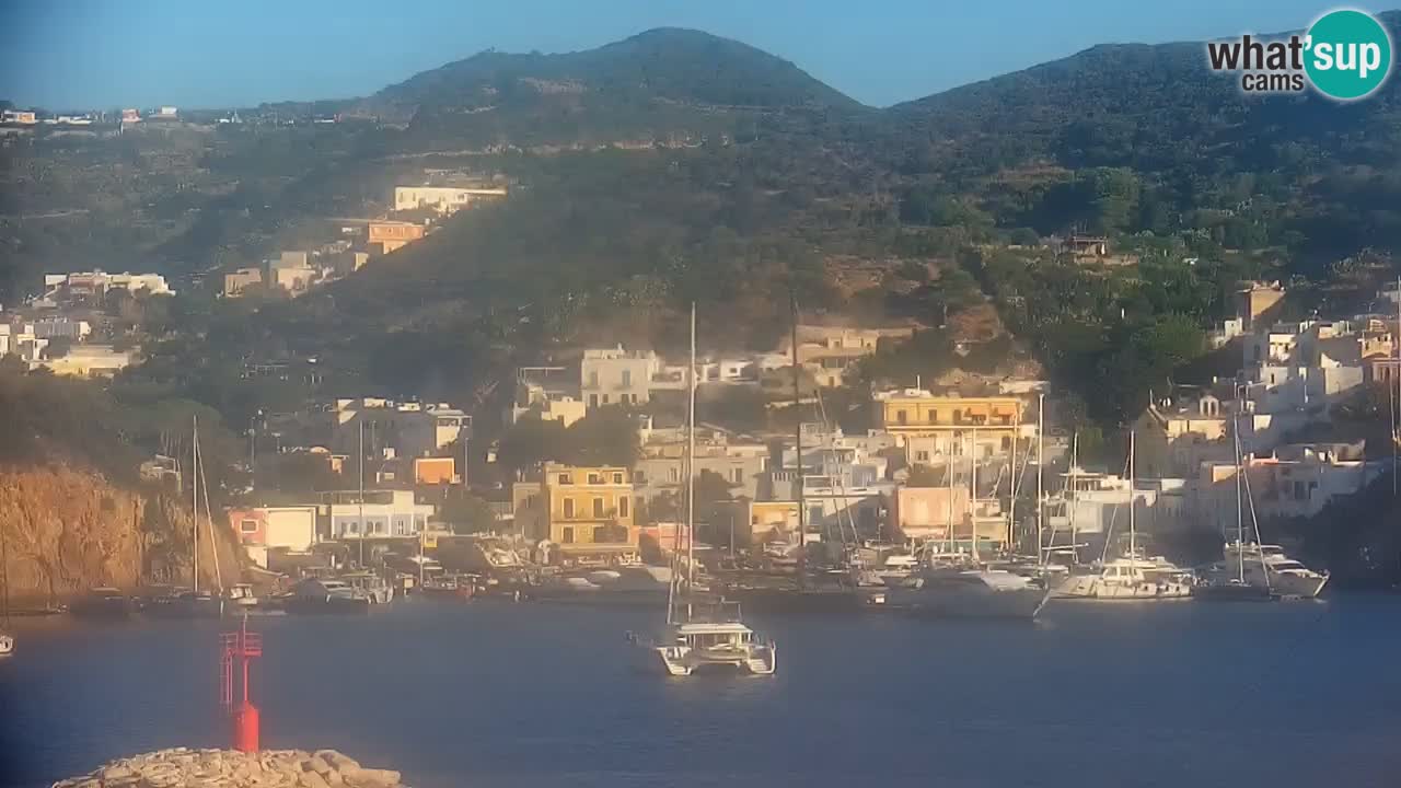 Otok Ponza kamera Pogled na pristanišče