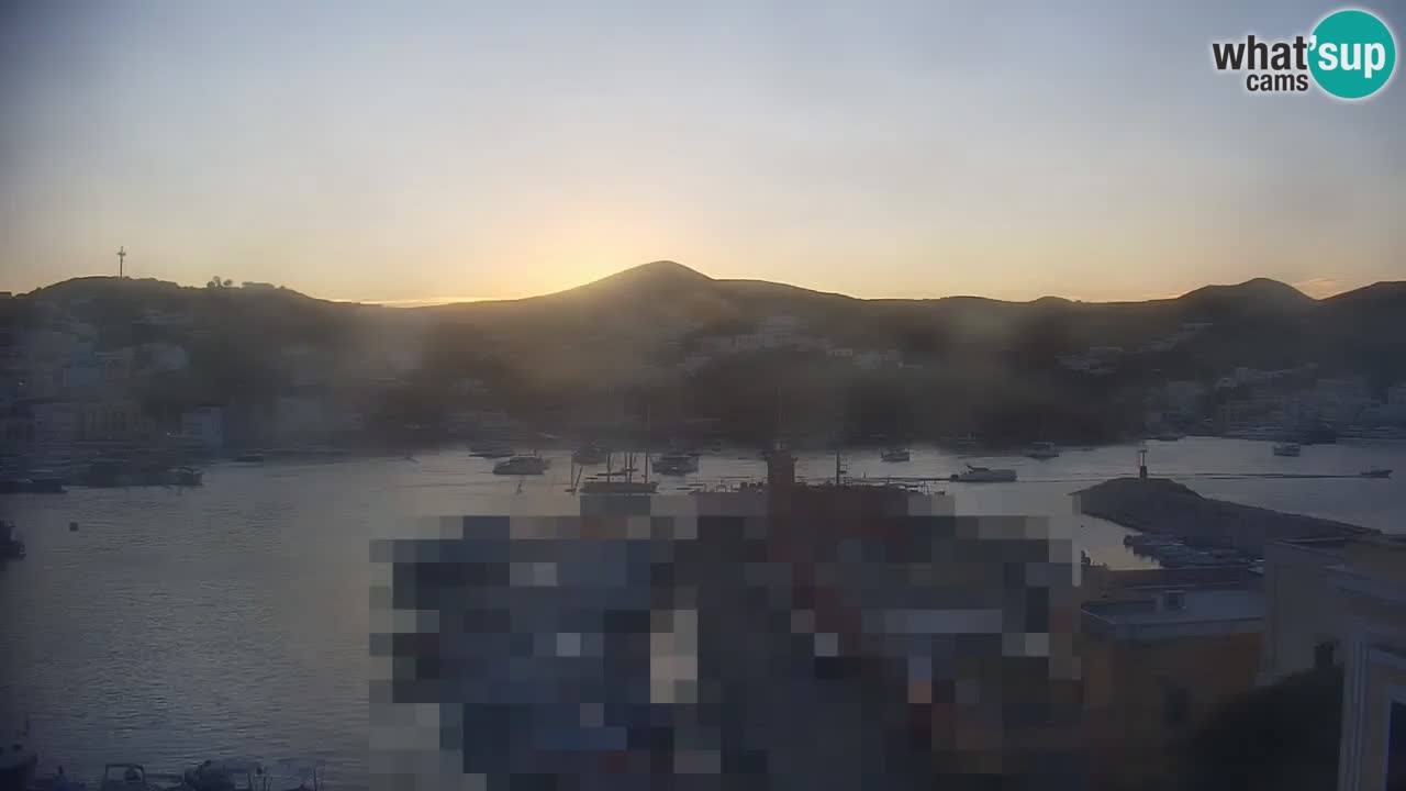 Otok Ponza kamera Pogled na pristanišče