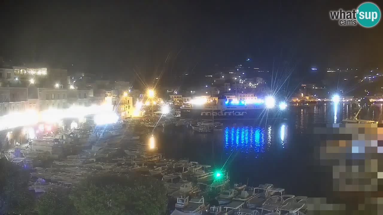 Island of Ponza livecam – the port webcam live