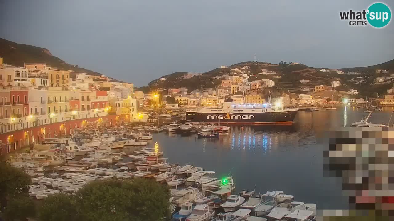 Otok Ponza kamera Pogled na pristanišče