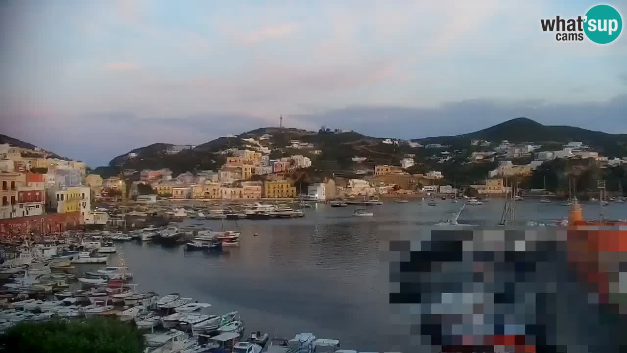 Insel Ponza webcam – Port