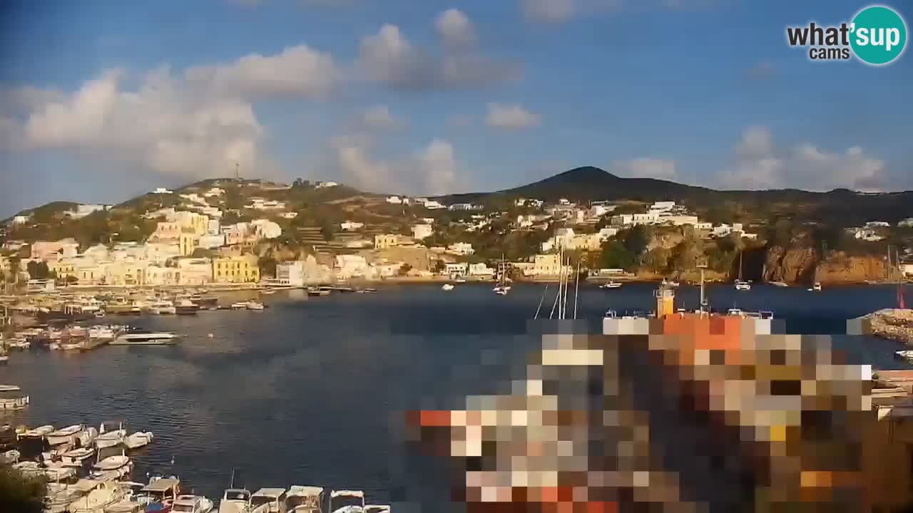 Island of Ponza livecam – the port webcam live