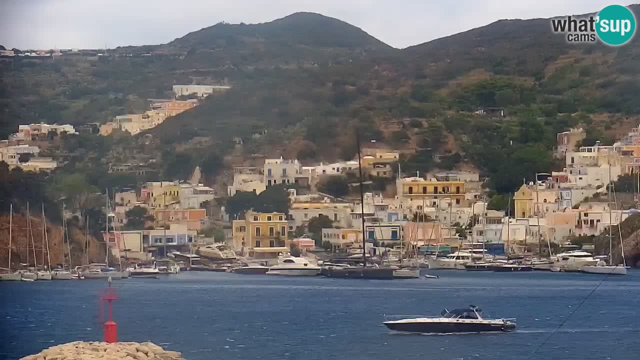 Island of Ponza livecam – the port webcam live