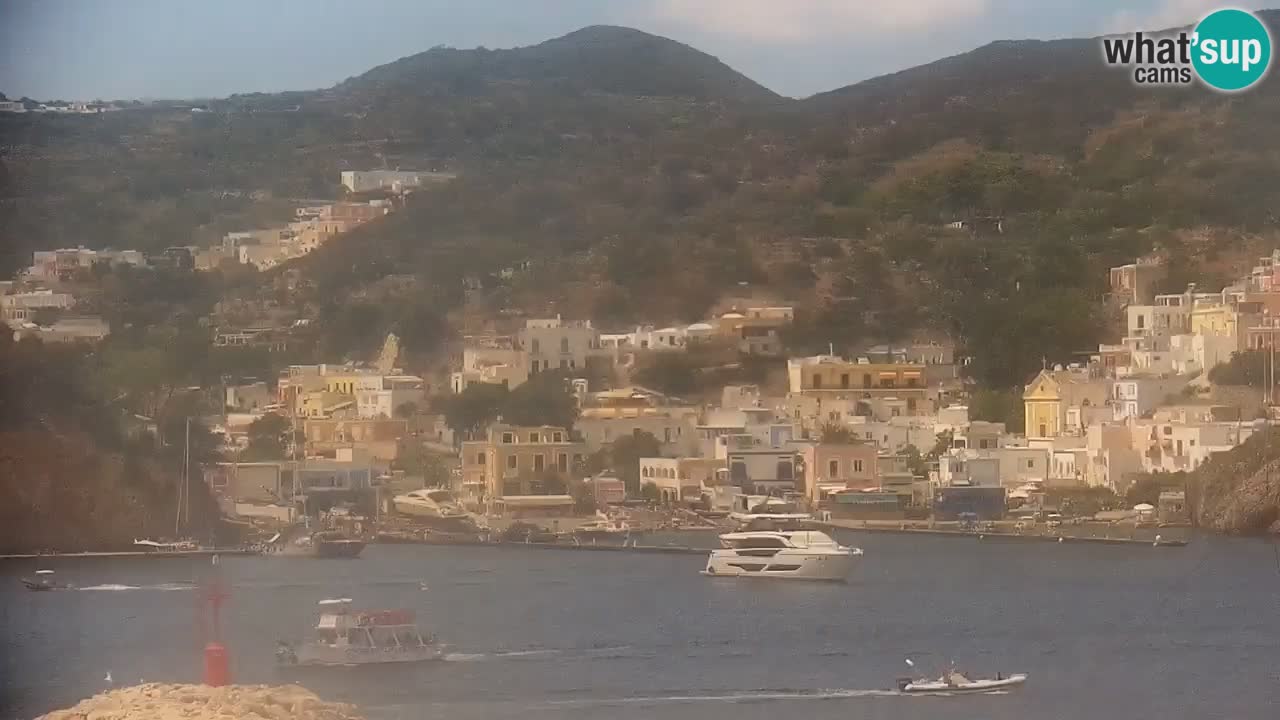 Otok Ponza kamera Pogled na pristanišče