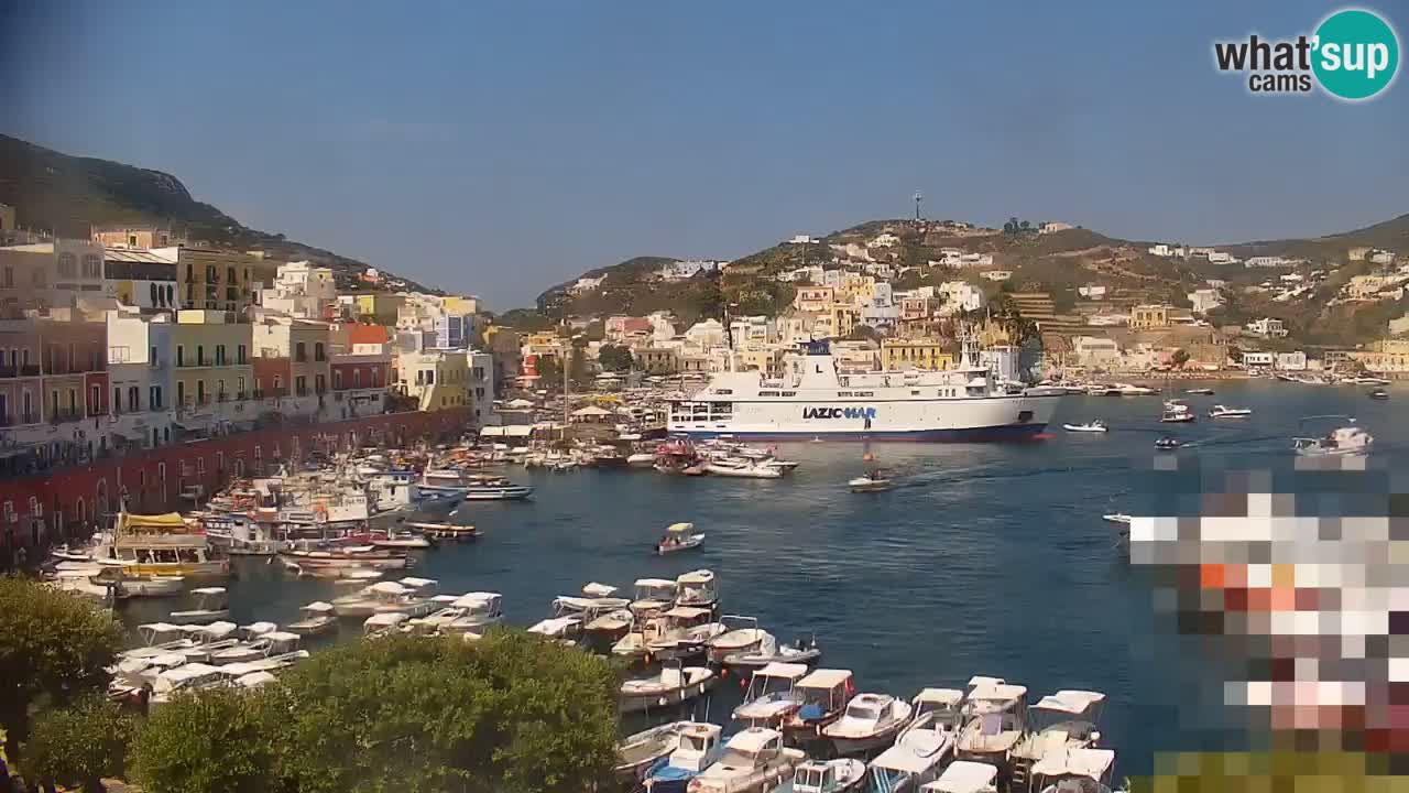 Island of Ponza livecam – the port webcam live