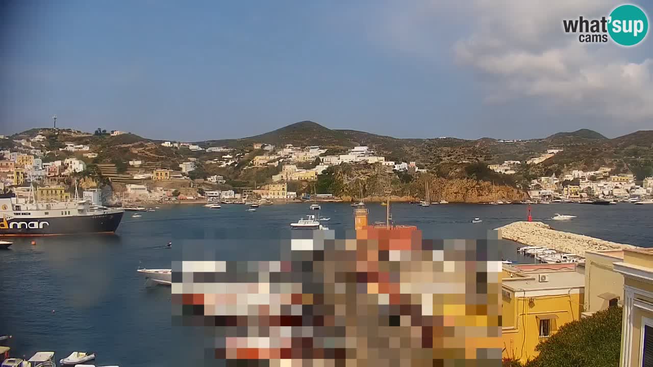 Island of Ponza livecam – the port webcam live