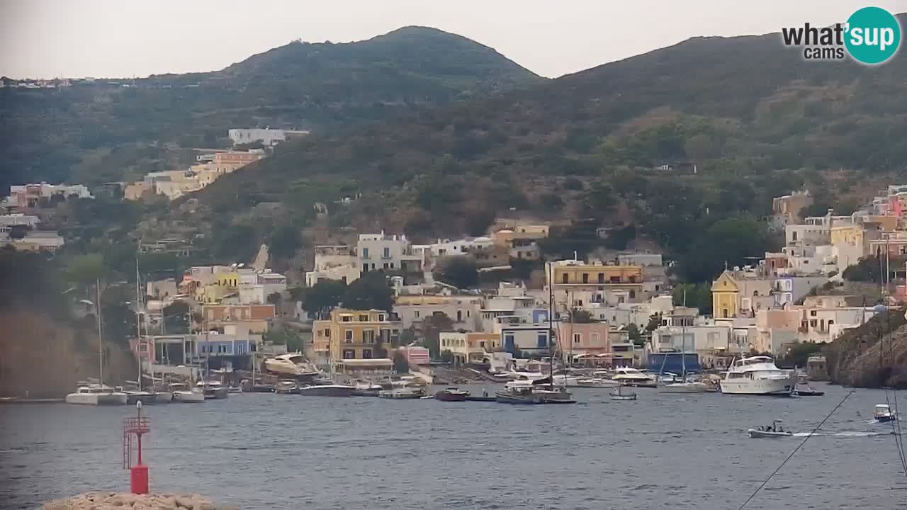 Island of Ponza livecam – the port webcam live