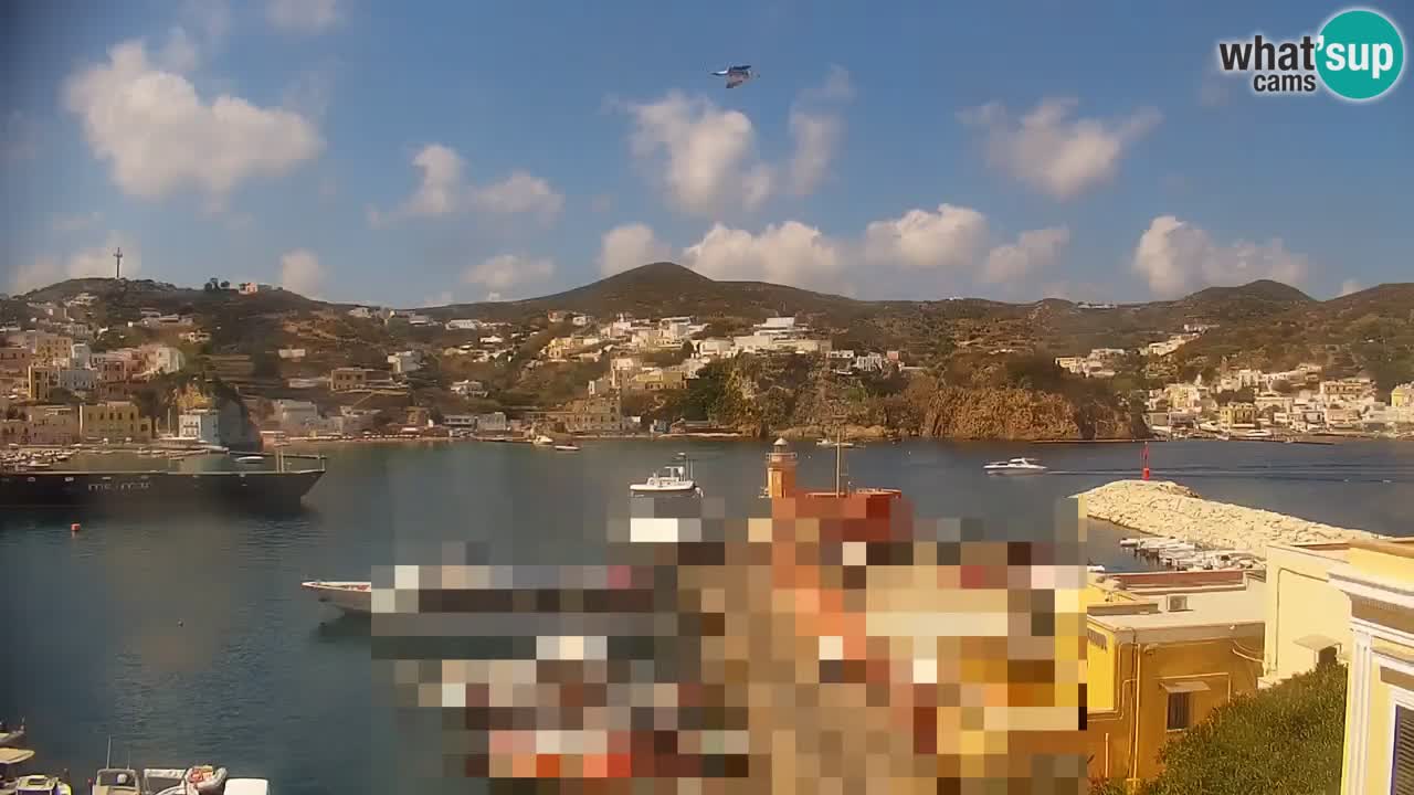 Island of Ponza livecam – the port webcam live