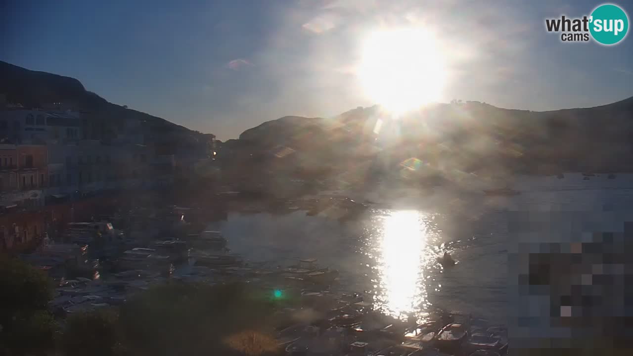 Otok Ponza web kamera Luka