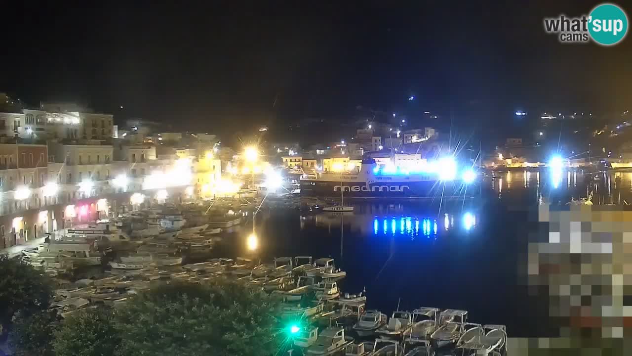 Island of Ponza livecam – the port webcam live