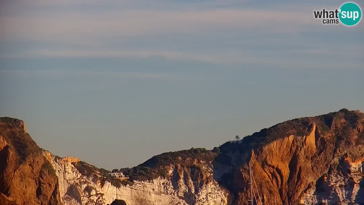 Island of Ponza livecam – the port webcam live