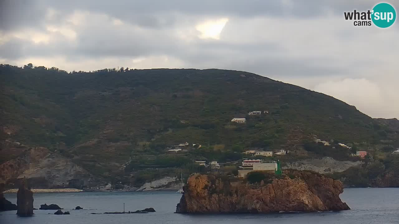 Island of Ponza livecam – the port webcam live