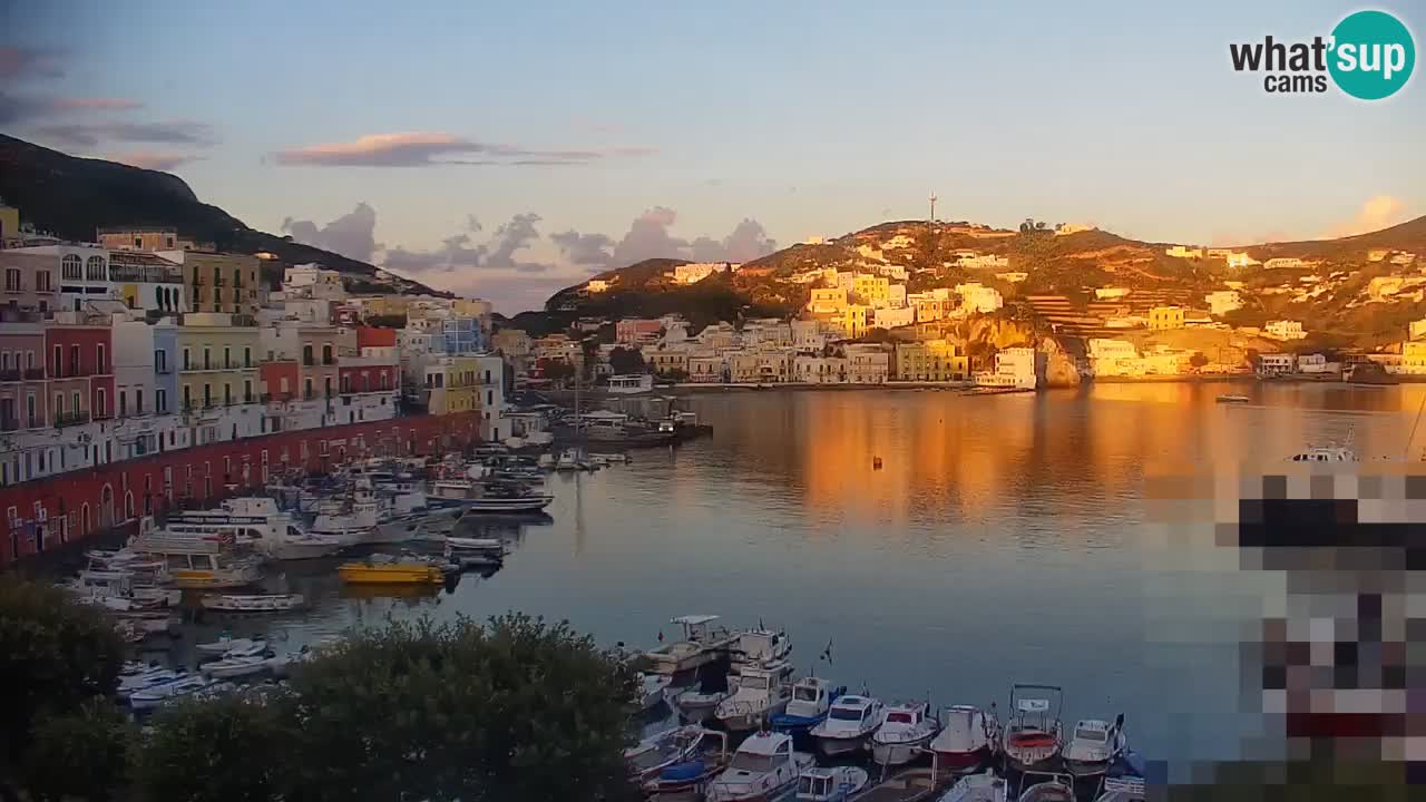 Otok Ponza kamera Pogled na pristanišče