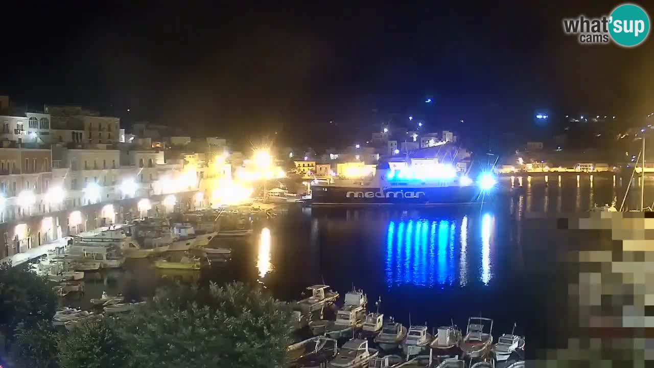 Otok Ponza web kamera Luka