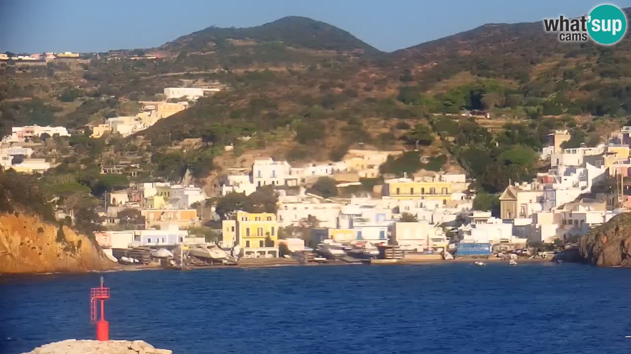 Otok Ponza web kamera Luka