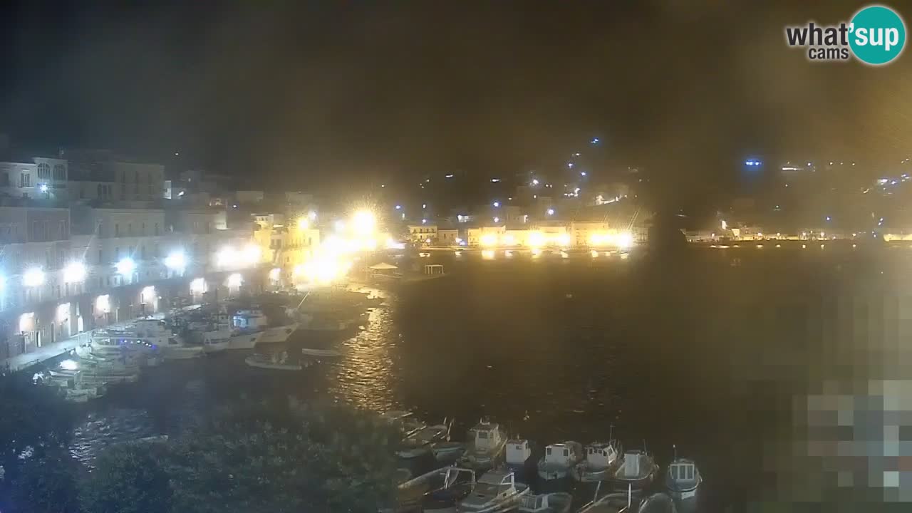 Otok Ponza web kamera Luka