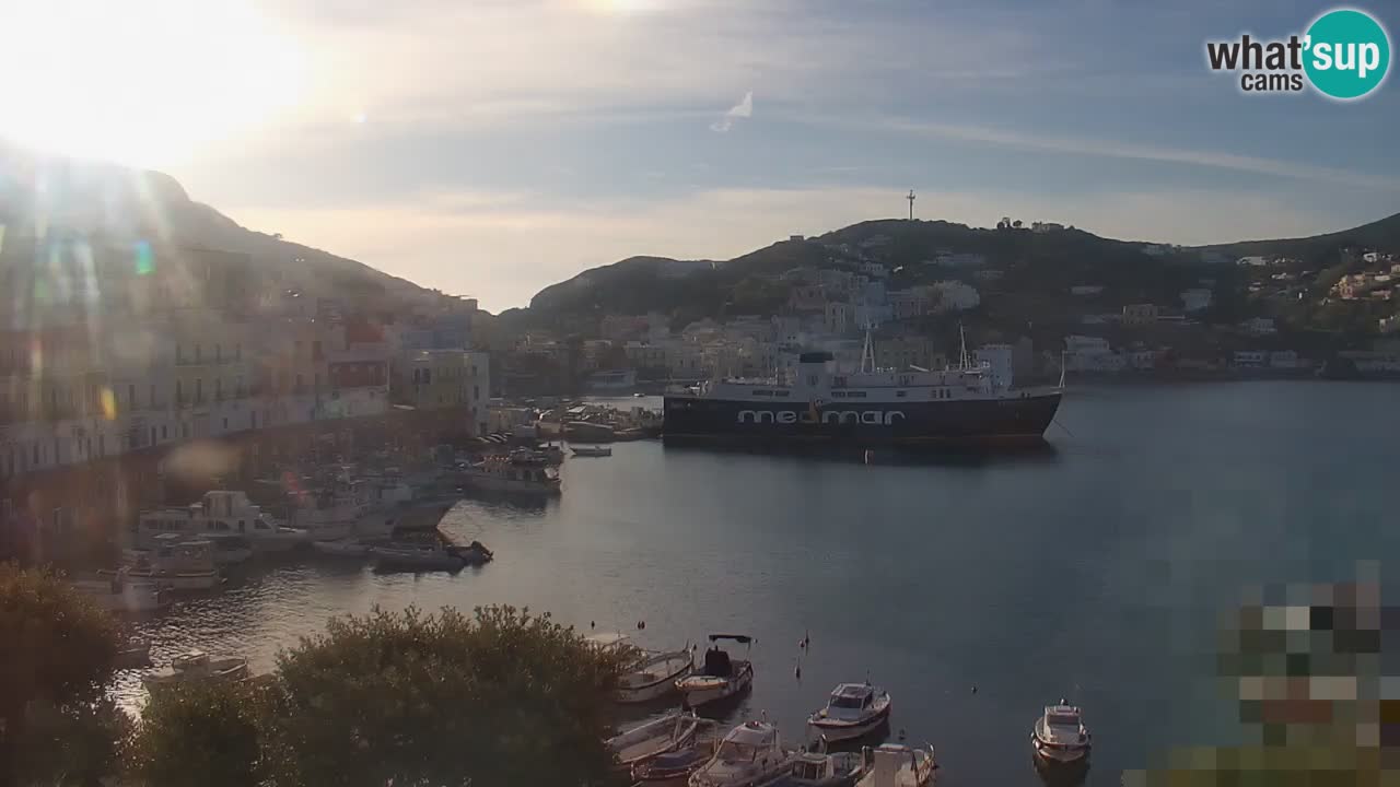 Otok Ponza web kamera Luka