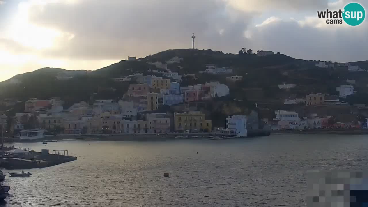 WEBCAM Ponza – Il Porto – Isola di Ponza