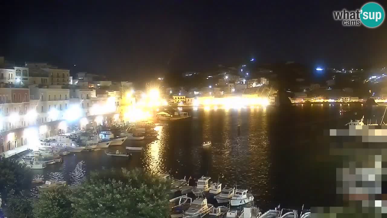 Island of Ponza livecam – the port webcam live