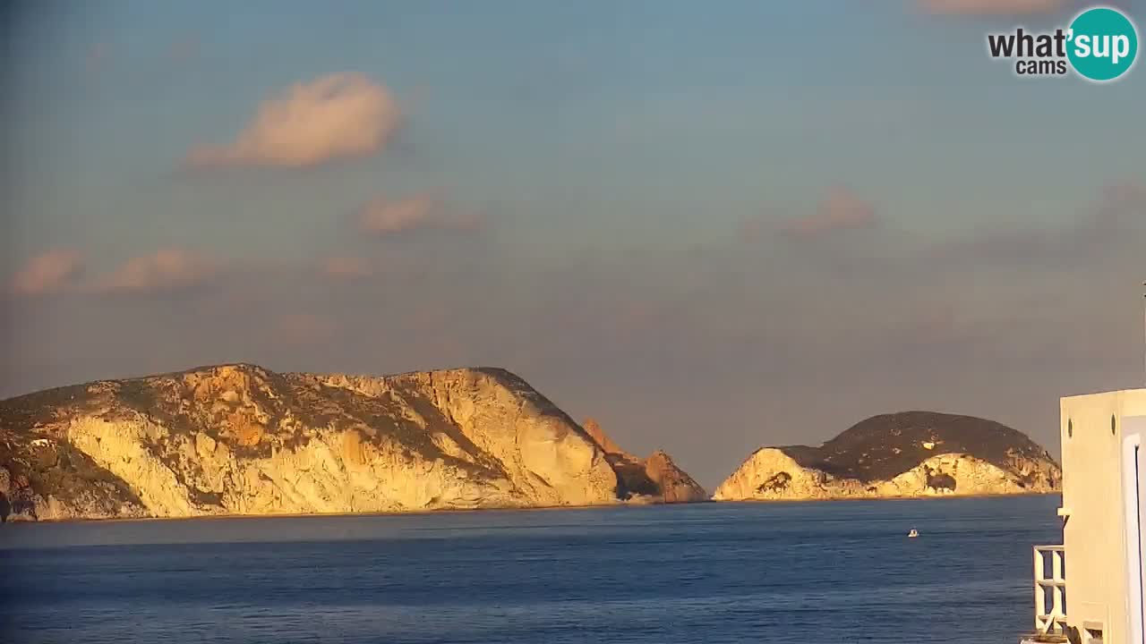 Island of Ponza livecam – the port webcam live